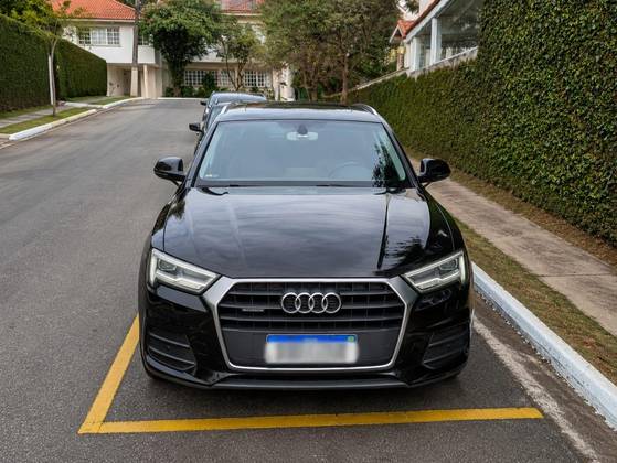 AUDI Q3 2.0 TFSI AMBIENTE QUATTRO 4P GASOLINA S TRONIC — foto 2