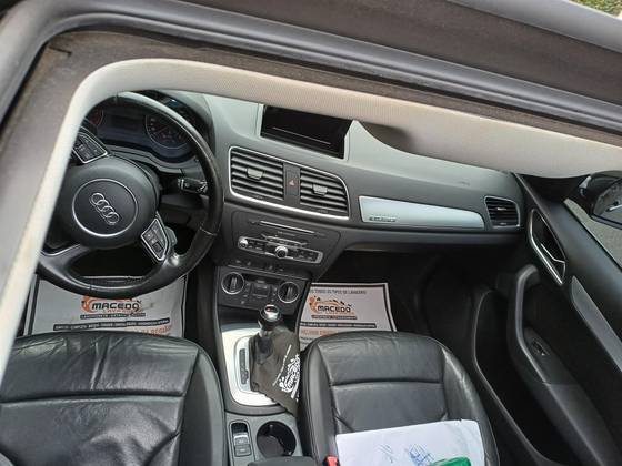 AUDI Q3 2.0 TFSI AMBIENTE QUATTRO 4P GASOLINA S TRONIC — foto 7