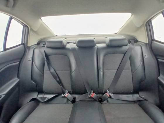 CHEVROLET ONIX 1.0 TURBO FLEX LTZ AUTOMÁTICO — foto 18