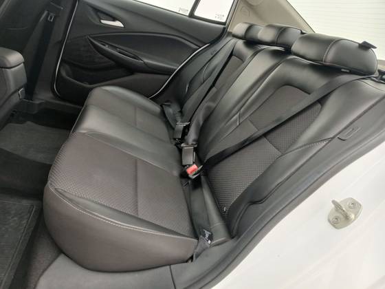 CHEVROLET ONIX 1.0 TURBO FLEX LTZ AUTOMÁTICO — foto 17