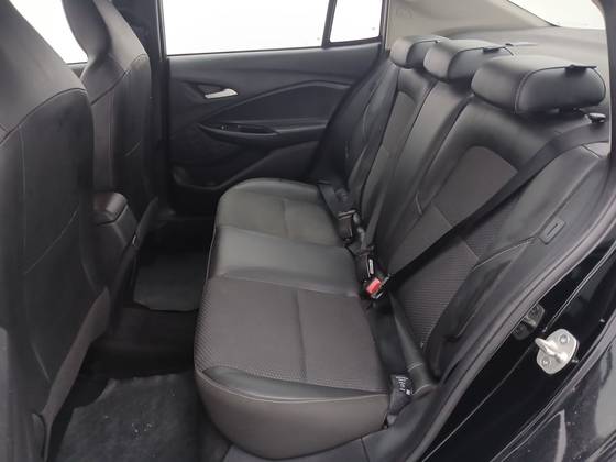 CHEVROLET ONIX 1.0 TURBO FLEX LTZ AUTOMÁTICO — foto 17