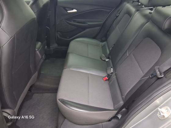 CHEVROLET ONIX 1.0 TURBO FLEX LTZ AUTOMÁTICO — foto 18
