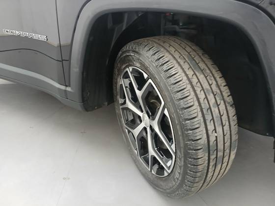 JEEP COMPASS 1.3 T270 TURBO FLEX LONGITUDE AT6 — foto 13