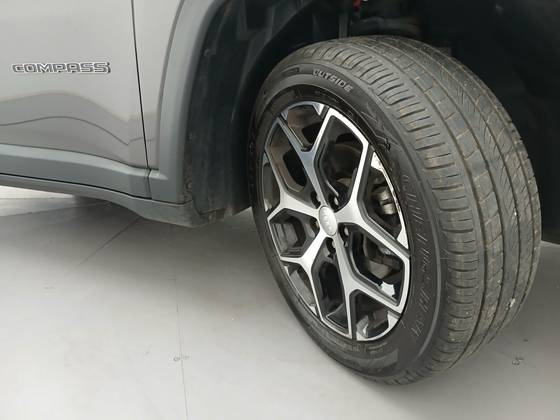 JEEP COMPASS 1.3 T270 TURBO FLEX LONGITUDE AT6 — foto 13
