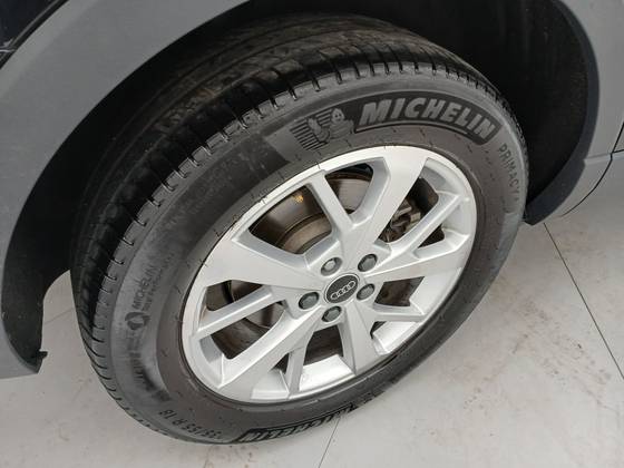 AUDI Q3 2.0 40 TFSI GASOLINA PRESTIGE QUATTRO TIPTRONIC — foto 14