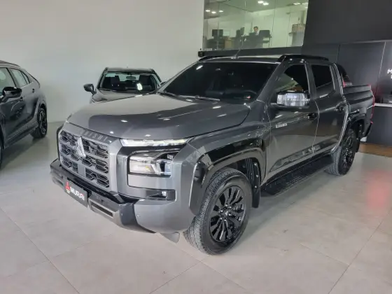 MITSUBISHI TRITON 2.4 BITURBO DIESEL CD KATANA 4X4 AUTOMÁTICO — foto 3