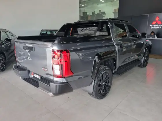 MITSUBISHI TRITON 2.4 BITURBO DIESEL CD KATANA 4X4 AUTOMÁTICO — foto 4