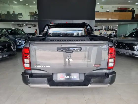 MITSUBISHI TRITON 2.4 BITURBO DIESEL CD KATANA 4X4 AUTOMÁTICO — foto 5