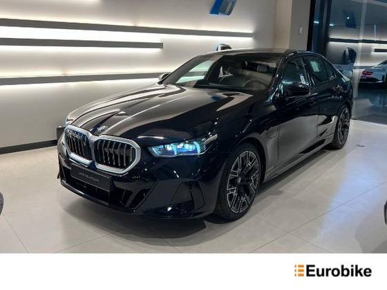 Carro 2.0 TWINPOWER PHEV M SPORT AUTOMÁTICO