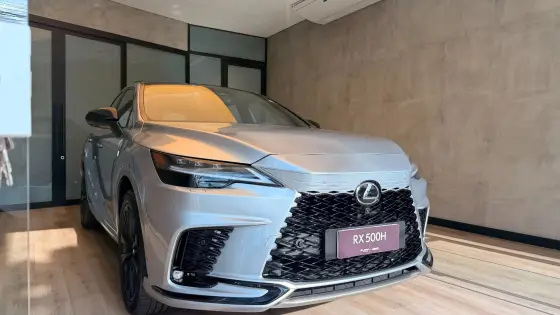 Carro 2.4 TURBO DUAL VVT-I HYBRID F-SPORT AWD AUTOMÁTICO
