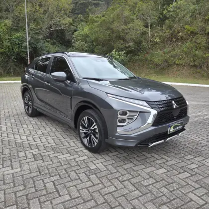 Carro 1.5 MIVEC TURBO GASOLINA HPE-S CVT