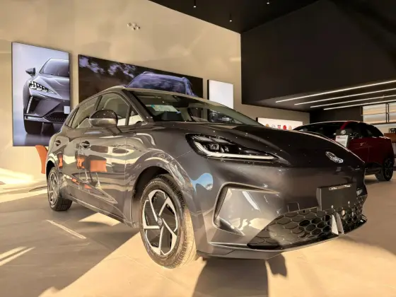Carro 43 KW ELÉTRICO COMFORT