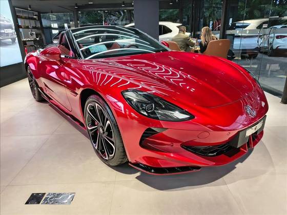 Carro 77 KW ELÉTRICO GT AWD