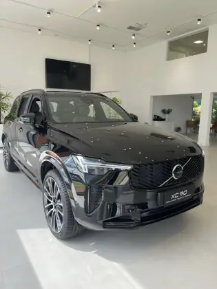 Carro 2.0 T8 PHEV ULTRA DARK AWD GEARTRONIC