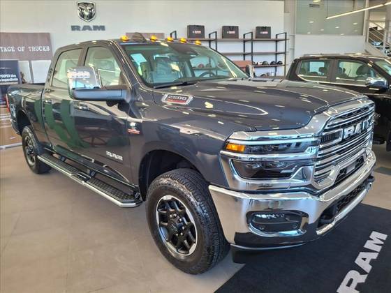 Carro 6.7 I6 TURBO DIESEL LARAMIE CD 4X4 AUTOMÁTICO