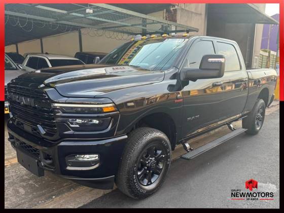 Carro 6.7 I6 TURBO DIESEL LARAMIE NIGHT EDITION CD 4X4 AUTOMÁTICO