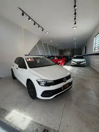 Carro 1.0 MPI TRACK MANUAL