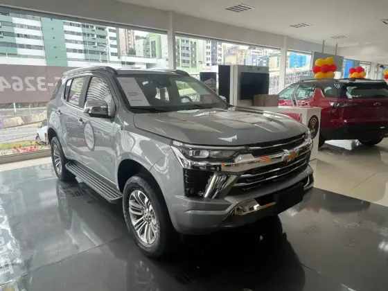 Carro 2.8 16V TURBO DIESEL HIGH COUNTRY 7L 4X4 AUTOMÁTICO