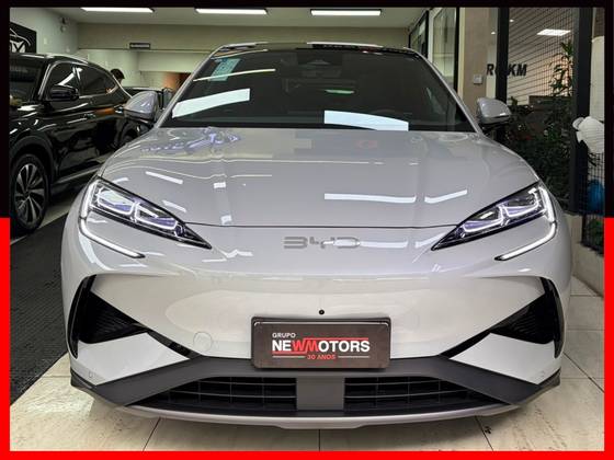Carro 82,5 KW ELÉTRICO AWD