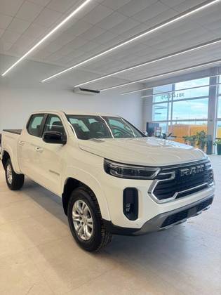 Carro 2.2 TURBO DIESEL BIG HORN 4X4 AUTOMÁTICO