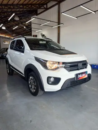 Carro 1.0 EVO FLEX TREKKING MANUAL