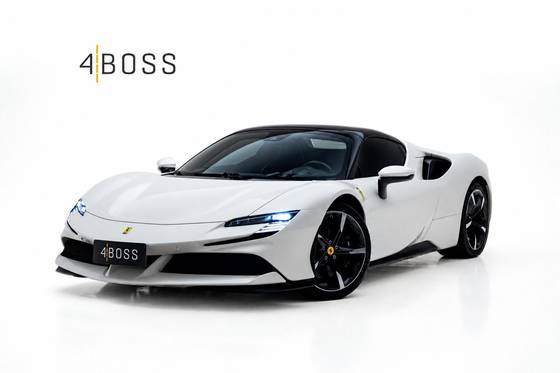Carro 4.0 V8 TURBO PHEV SPIDER F1-DCT