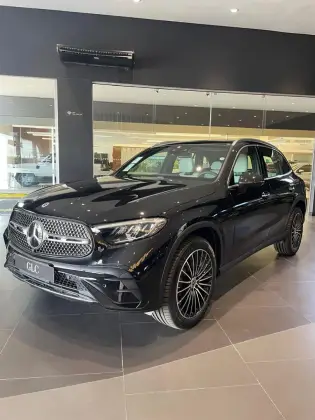 Carro 2.0 MHEV AMG LINE 4MATIC 9G-TRONIC