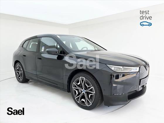 Carro ELÉTRICO XDRIVE40