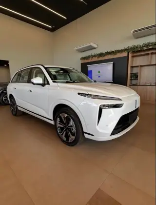 Carro 1.5 TURBO PHEV AWD DHT