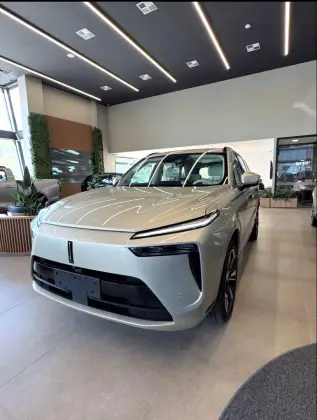 Carro 1.5 TURBO PHEV AWD DHT