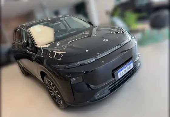 Carro 18,8 KW REEV