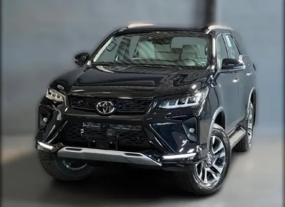 Carro 2.8 D-4D TURBO DIESEL SRX PLATINUM 7L 4X4 AUTOMÁTICO