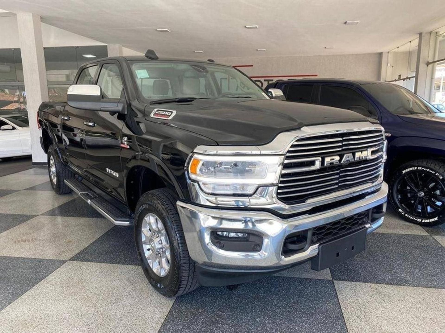 RAM 2500 6.7 I6 TURBO DIESEL LARAMIE CD 4X4 AUTOMÁTICO