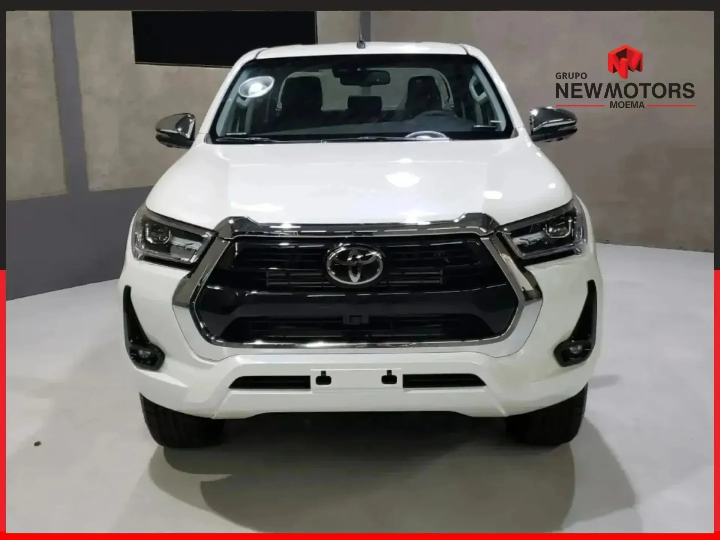 TOYOTA HILUX 2.8 D-4D TURBO DIESEL CD SRX 4X4 AUTOMÁTICO