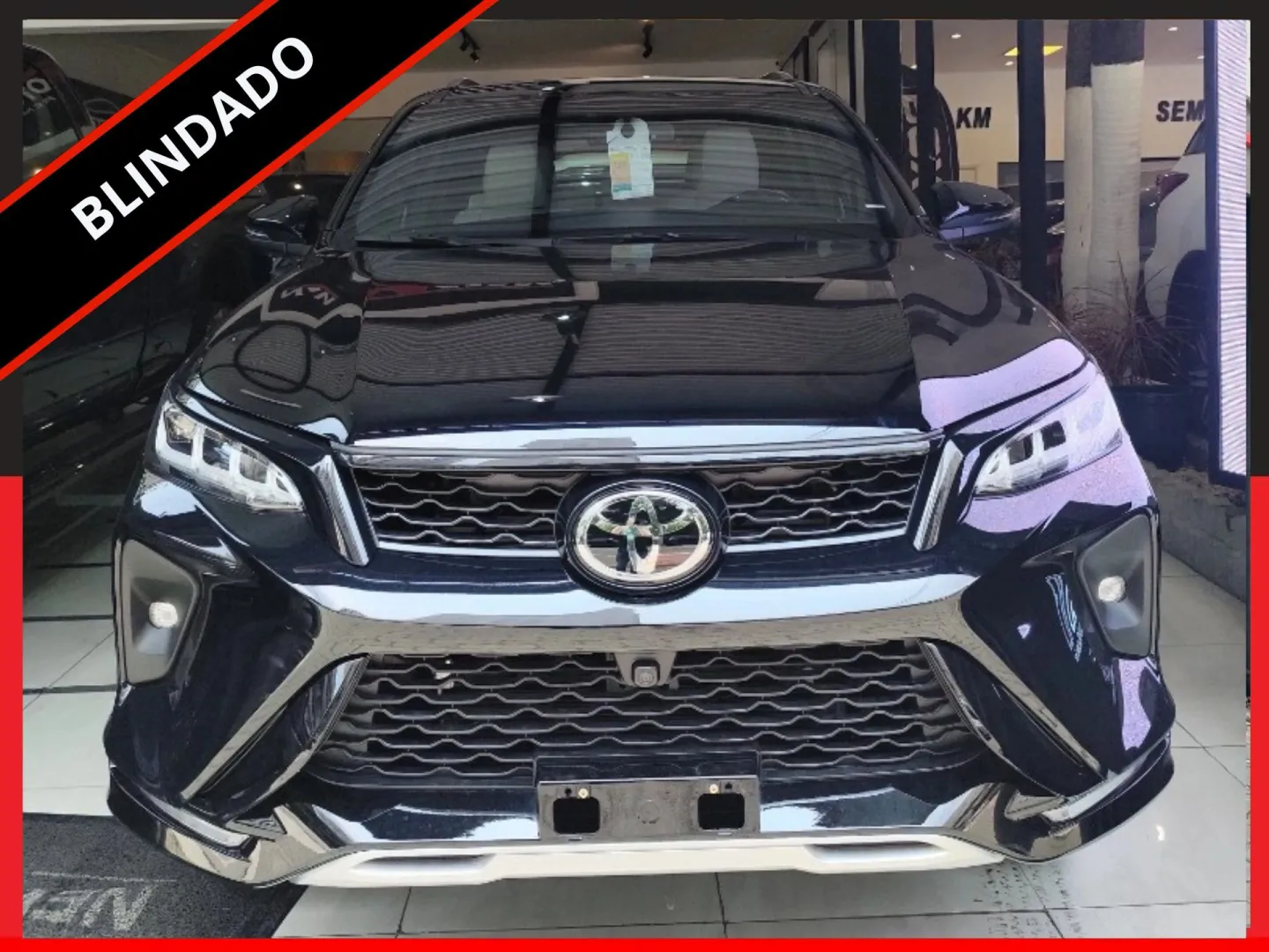 TOYOTA HILUX SW4 2.8 D-4D TURBO DIESEL DIAMOND 7L 4X4 AUTOMÁTICO
