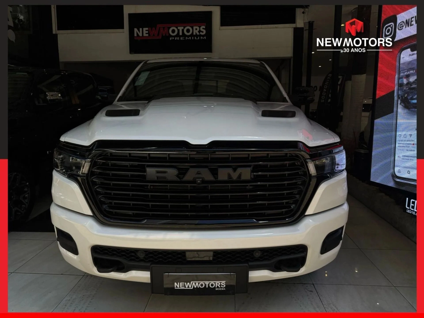 RAM 1500 3.0 HURRICANE 6 BITURBO GASOLINA LARAMIE NIGHT EDITION CD 4X4 AUTOMÁTICO
