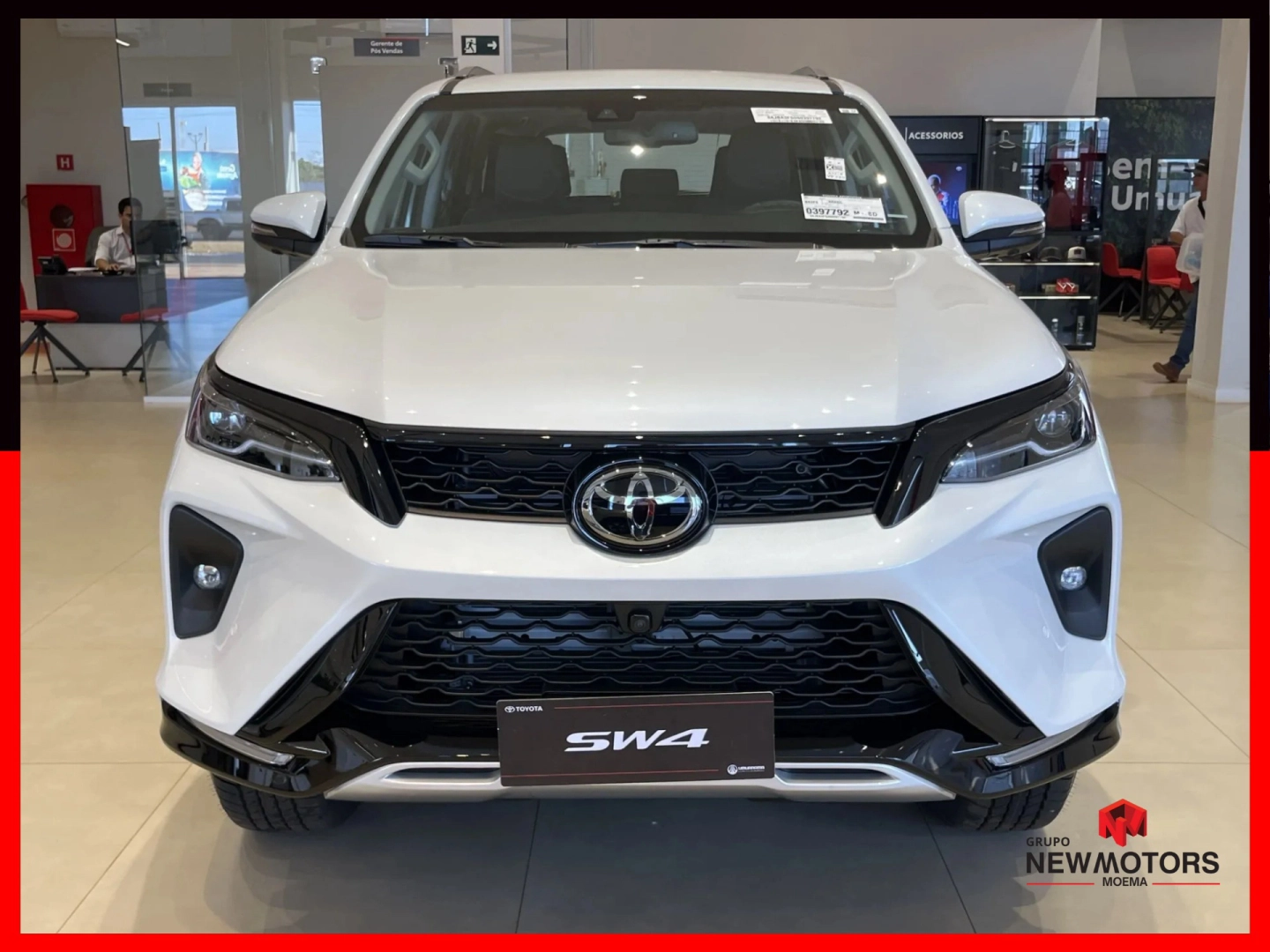 TOYOTA HILUX SW4 2.8 D-4D TURBO DIESEL SRX PLATINUM 7L 4X4 AUTOMÁTICO