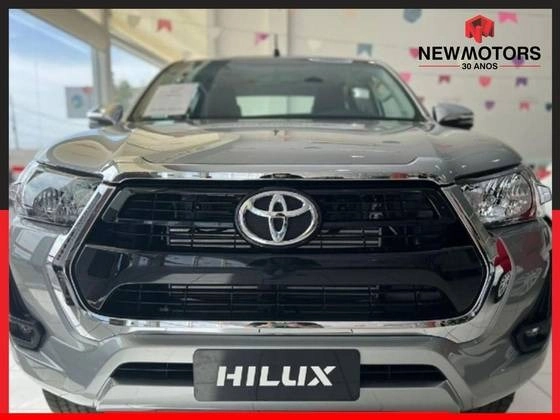 TOYOTA HILUX 2.8 D-4D TURBO DIESEL CD SRV 4X4 AUTOMÁTICO