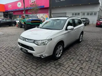 MITSUBISHI OUTLANDER 3.0 GT 4X4 V6 24V GASOLINA 4P AUTOMÁTICO 2014 - foto 3