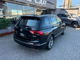 VOLKSWAGEN TIGUAN 2.0 350 TSI GASOLINA ALLSPACE R-LINE 4MOTION DSG 2018 - foto 4