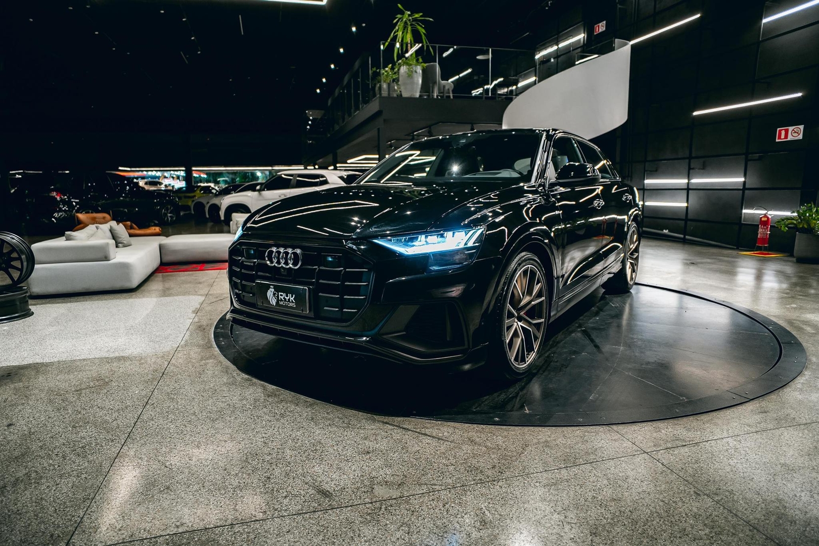 AUDI Q8 3.0 TFSI GASOLINA PERFORMANCE BLACK QUATTRO TIPTRONIC