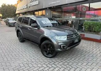 MITSUBISHI PAJERO DAKAR 3.2 HPE S 4X4 7 LUGARES 16V TURBO INTERCOOLER DIESEL 4P AUTOMÁTICO