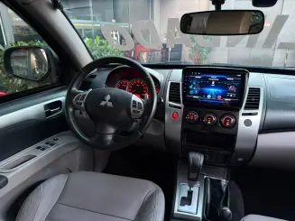 MITSUBISHI PAJERO DAKAR 3.2 HPE S 4X4 7 LUGARES 16V TURBO INTERCOOLER DIESEL 4P AUTOMÁTICO 2016 - foto 13
