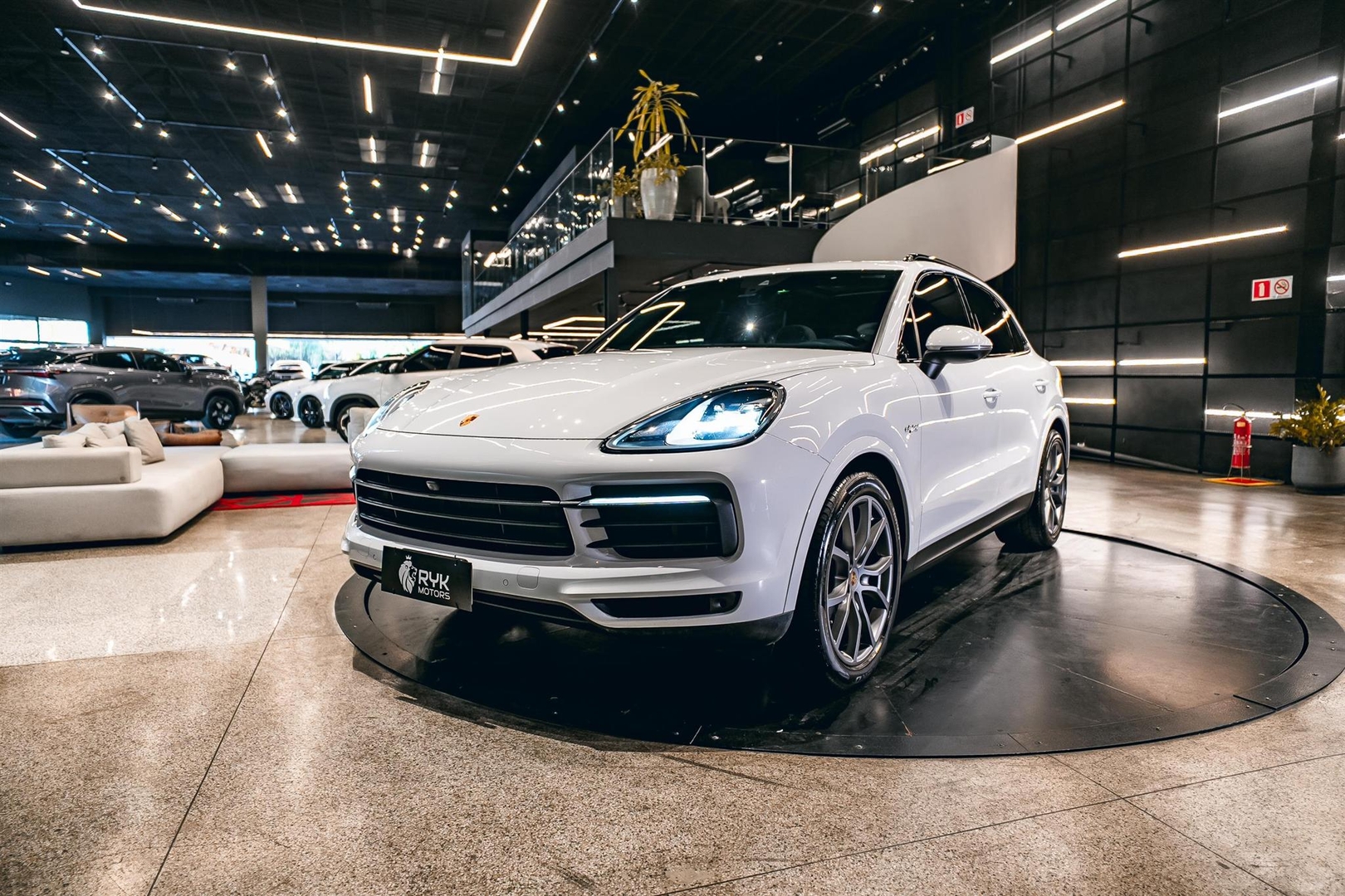 PORSCHE CAYENNE 3.0 V6 E-HYBRID AWD TIPTRONIC S