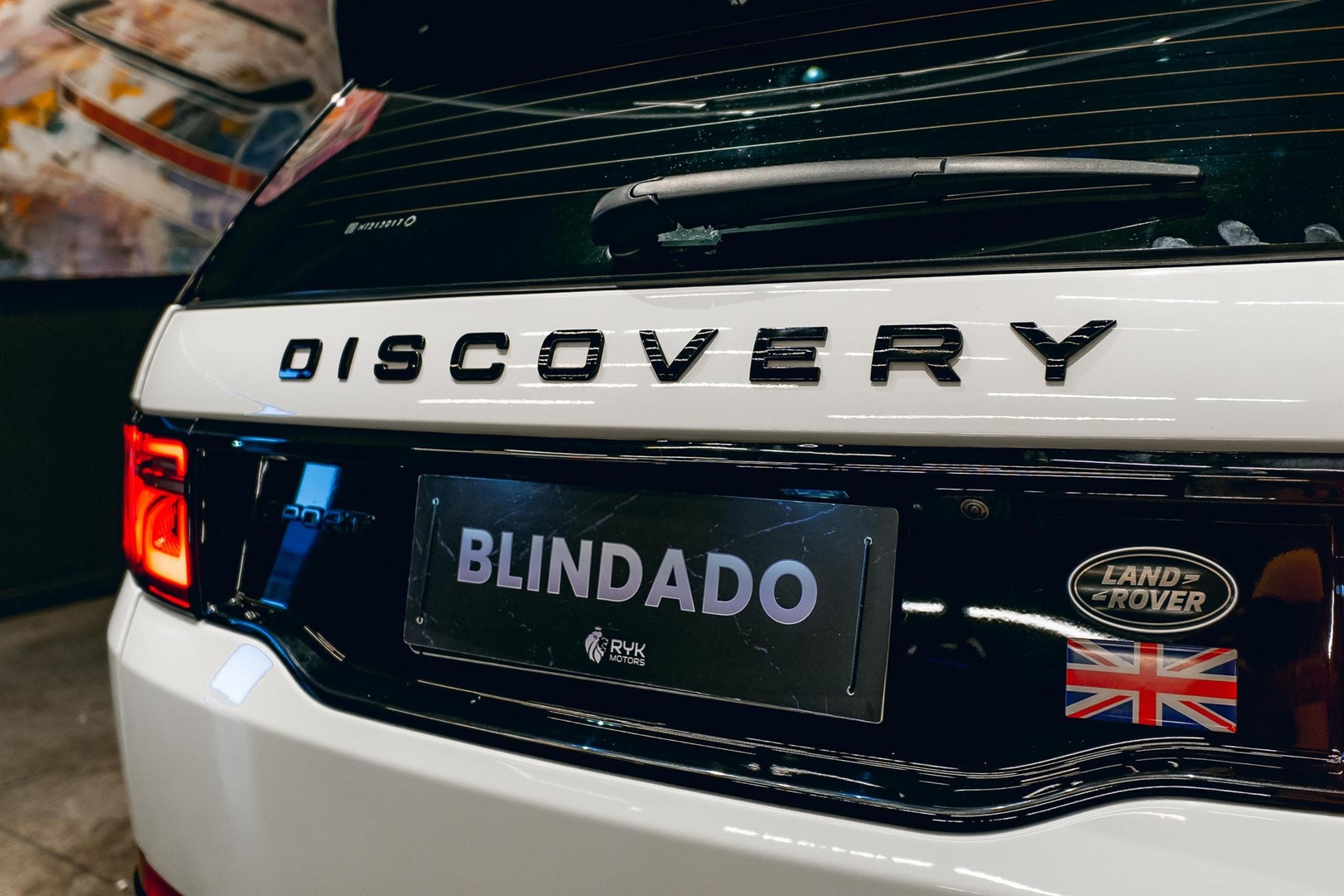LAND ROVER DISCOVERY SPORT 2.0 D200 TURBO DIESEL R-DYNAMIC SE AUTOMÁTICO