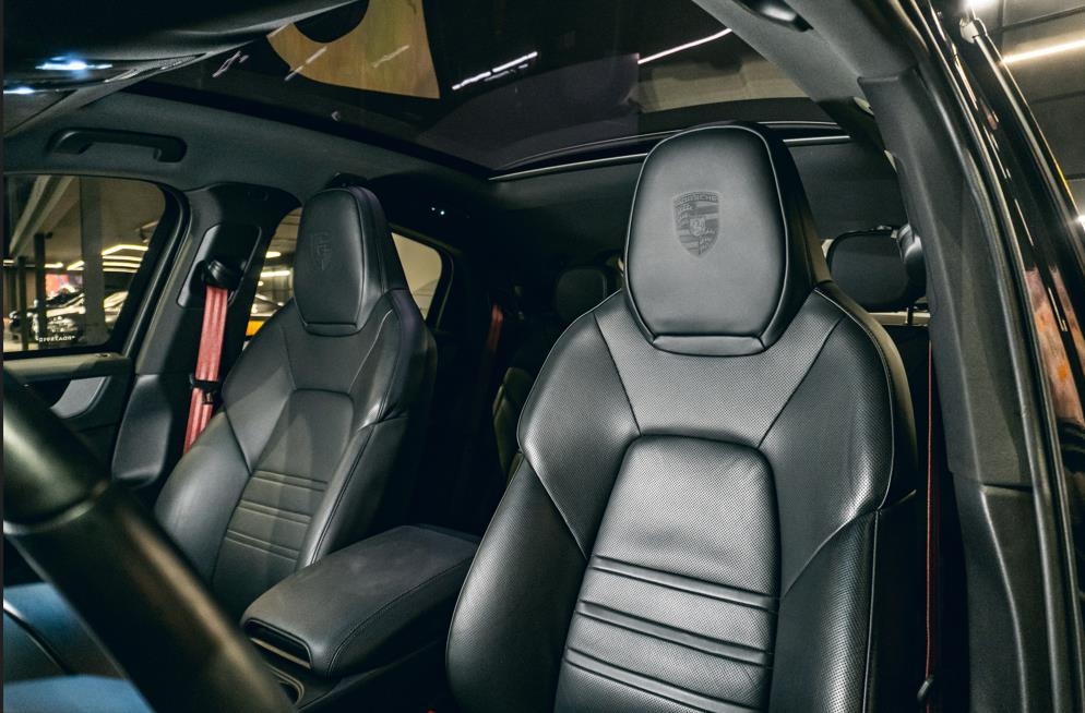 PORSCHE CAYENNE 3.0 V6 E-HYBRID COUPÉ AWD TIPTRONIC S