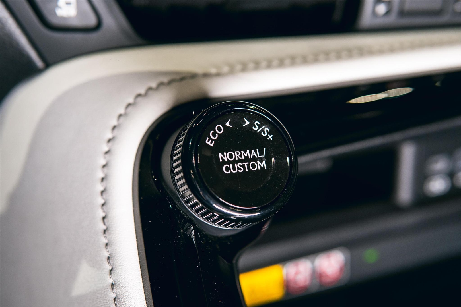 LEXUS NX 350H 2.5 16V VVT-I HYBRID F-SPORT CVT AWD