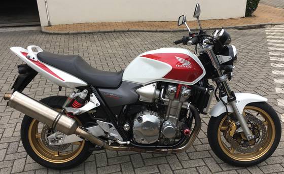 Honda cbf 1300