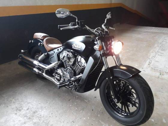 INDIAN SCOUT CUSTOM 2015/2016
