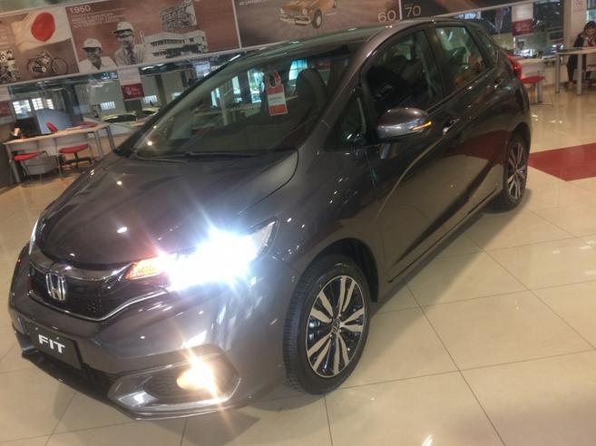 HONDA FIT 1.5 EX 16V FLEX 4P AUTOMÁTICO HONDA FIT 1.5 EX 16V FLEX 4P AUTOMÁTICO 2017/2018